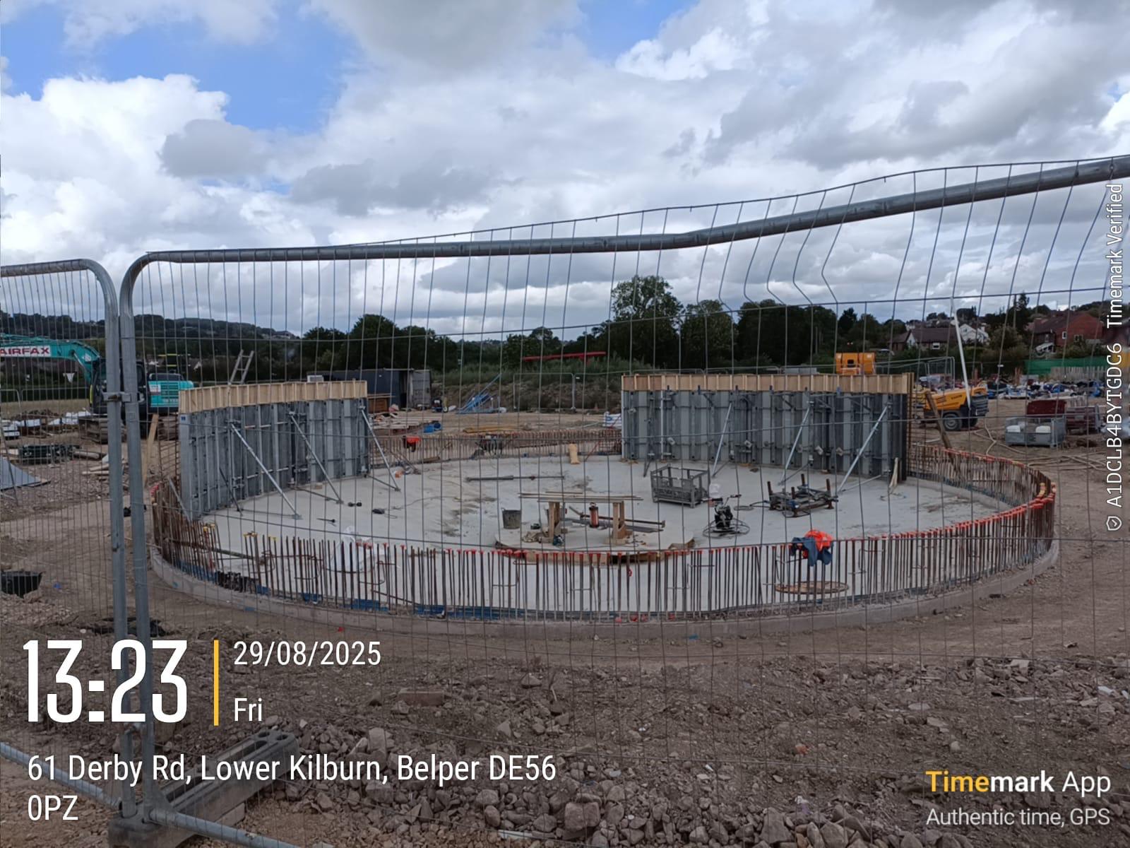 83f294de-8d47-4cb3-a4a5-e5cf2f947361